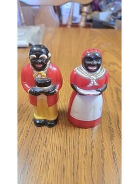 Vintage F&F Black Americana Salt and Pepper Shakers
